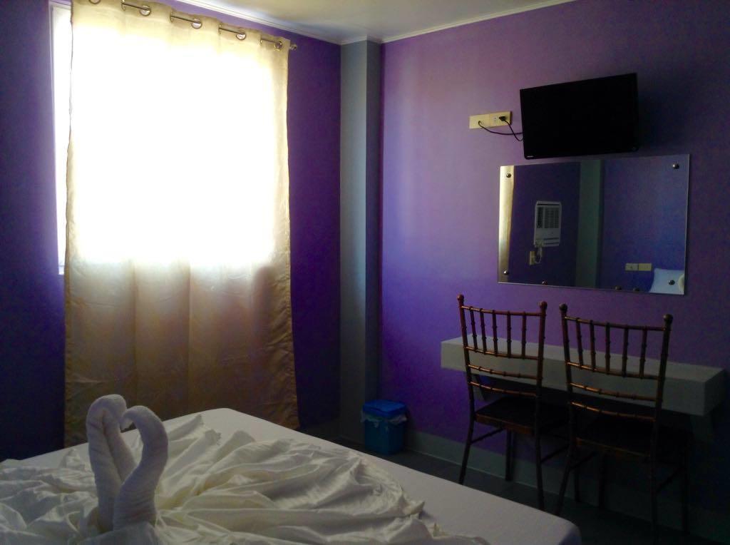 Ukl Ever Resort Hotel Laoag Extérieur photo